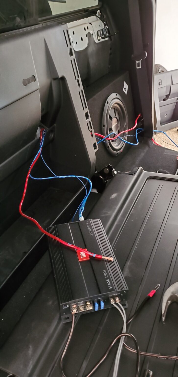 Add Amp And Sub To Third-Gen Toyota Tacoma (on A Budget) - Hao.is